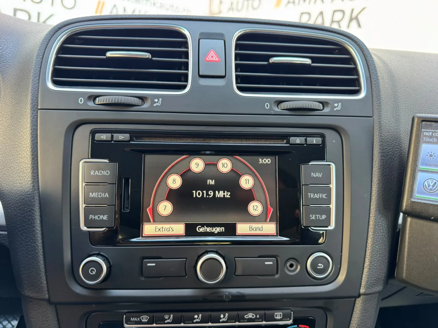 Cumpara/ Vinde online Volkswagen Golf 2010 SH, la cel mai bun pret pentru tine!