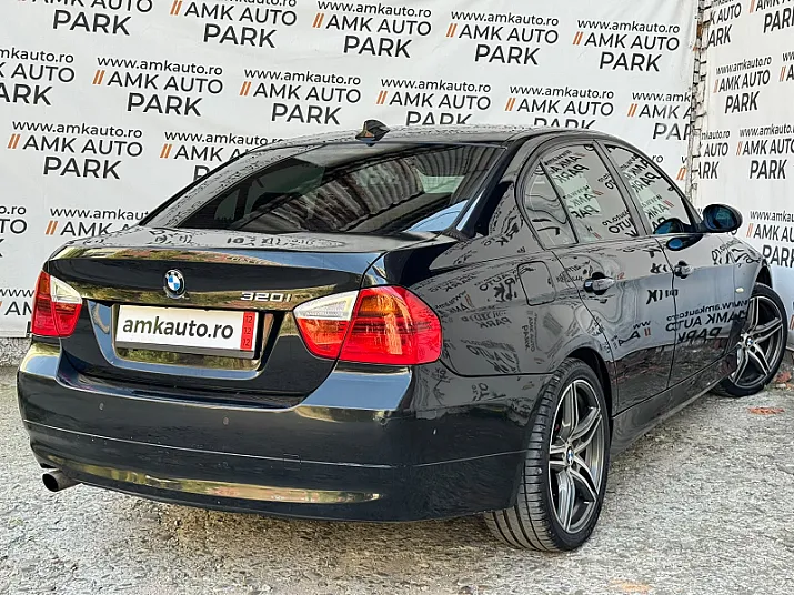 Cumpără / Vinde BMW 320 2006 SH, la cel mai bun pret pentru tine!