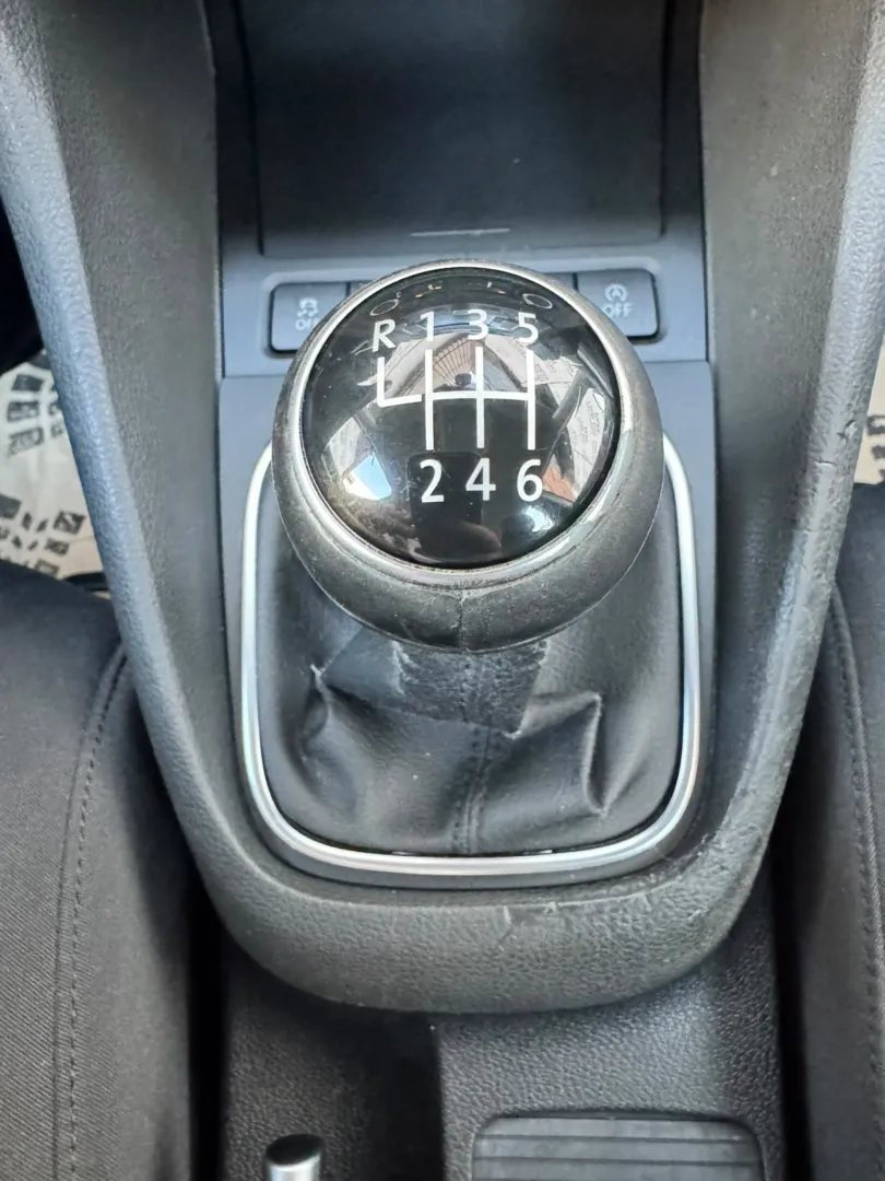 Cumpara/ Vinde online Volkswagen Golf 2010 SH, la cel mai bun pret pentru tine!