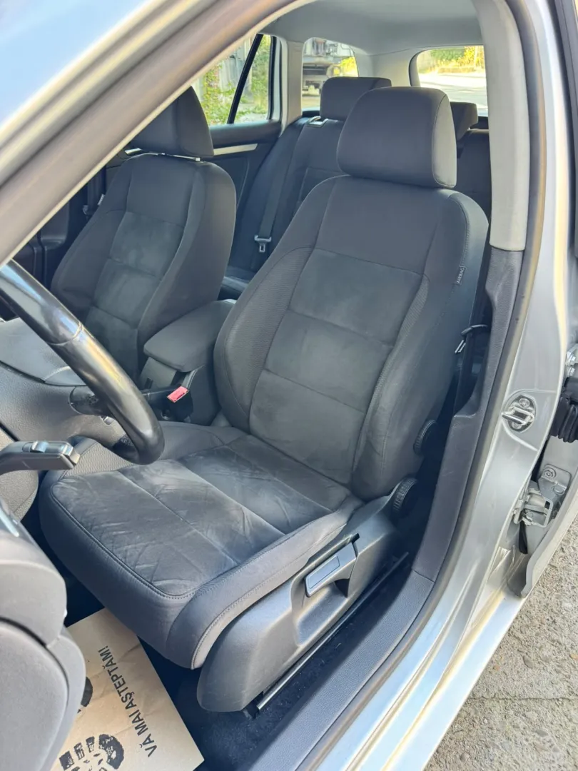 Cumpara/ Vinde online Volkswagen Golf 2010 SH, la cel mai bun pret pentru tine!