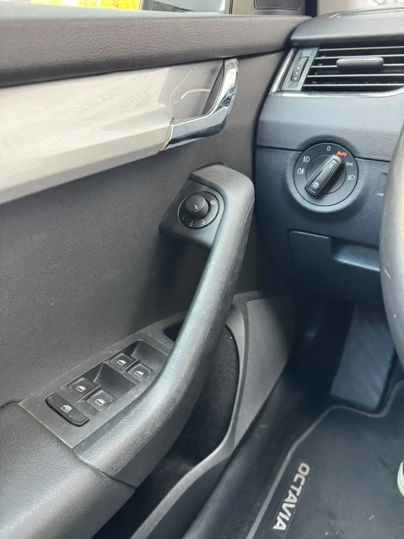 Cumpara/ Vinde online Skoda Octavia 2014 SH, la cel mai bun pret pentru tine!