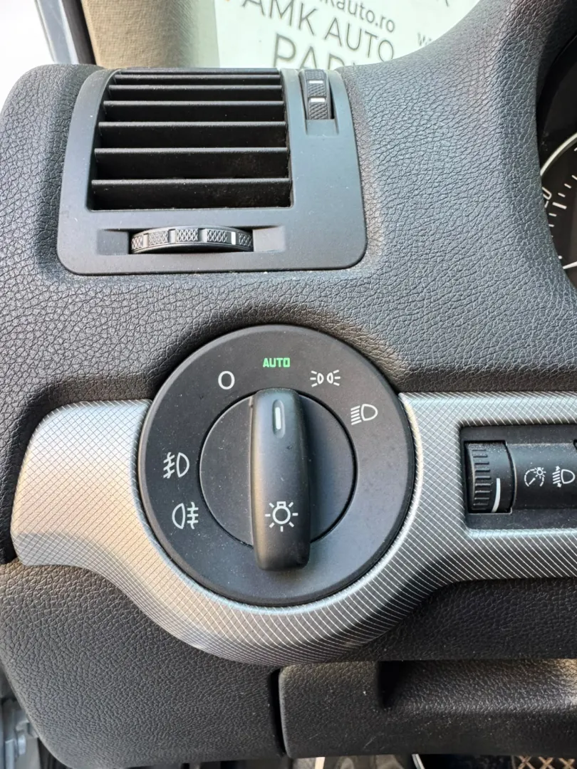 Cumpara/ Vinde online Skoda Octavia 2011 SH, la cel mai bun pret pentru tine!