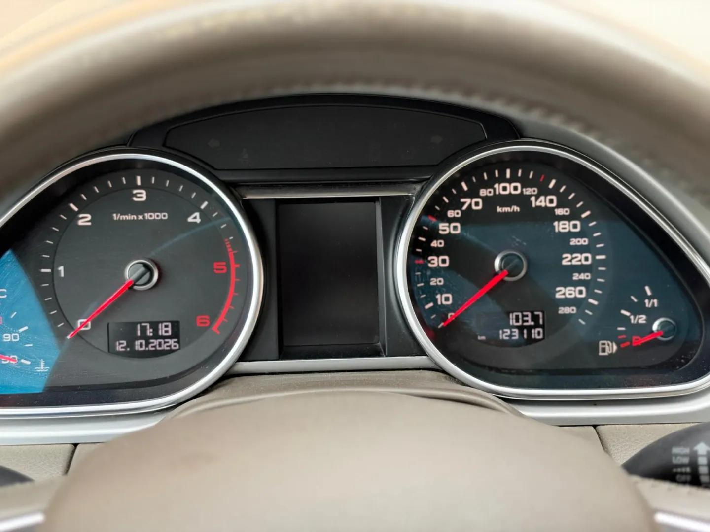 Cumpara/ Vinde online Audi Q7 2011 SH, la cel mai bun pret pentru tine!