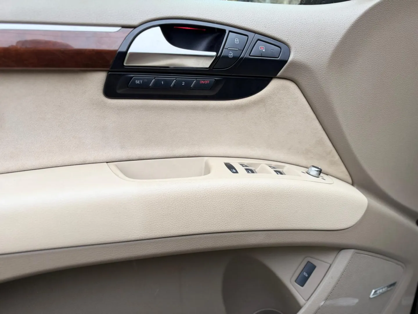 Cumpara/ Vinde online Audi Q7 2011 SH, la cel mai bun pret pentru tine!