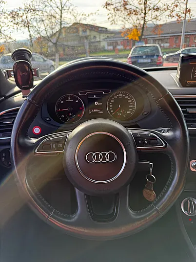 Cumpără / Vinde Audi Q3 2012 SH, la cel mai bun pret pentru tine!