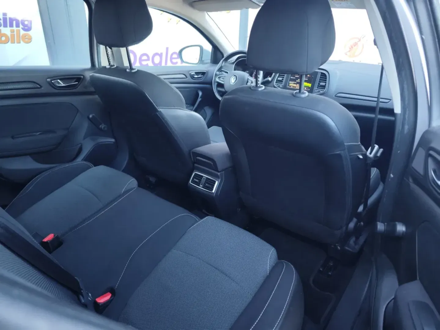 Cumpara/ Vinde online Renault Megane 2018 SH, la cel mai bun pret pentru tine!
