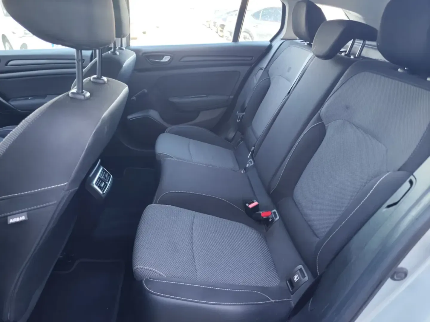Cumpara/ Vinde online Renault Megane 2018 SH, la cel mai bun pret pentru tine!