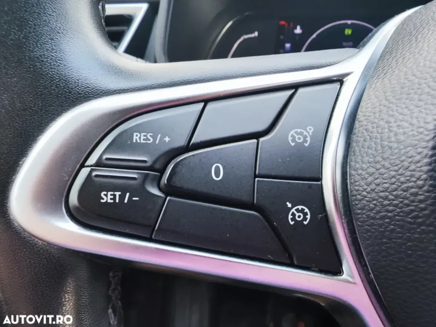 Cumpara/ Vinde online Renault Clio 2023 SH, la cel mai bun pret pentru tine!