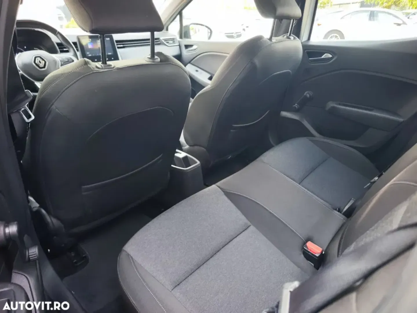 Cumpara/ Vinde online Renault Clio 2023 SH, la cel mai bun pret pentru tine!