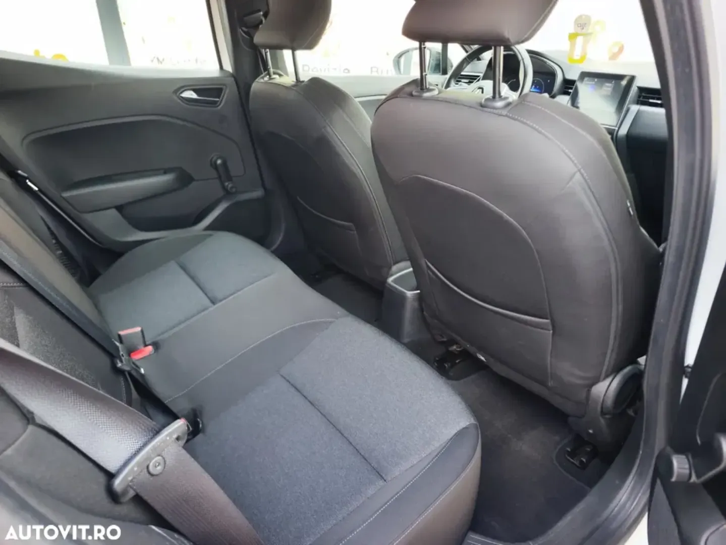 Cumpara/ Vinde online Renault Clio 2023 SH, la cel mai bun pret pentru tine!