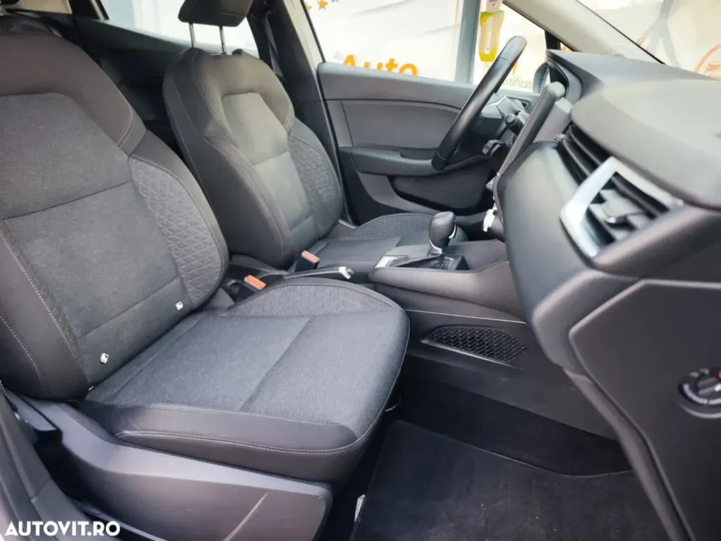 Cumpara/ Vinde online Renault Clio 2023 SH, la cel mai bun pret pentru tine!