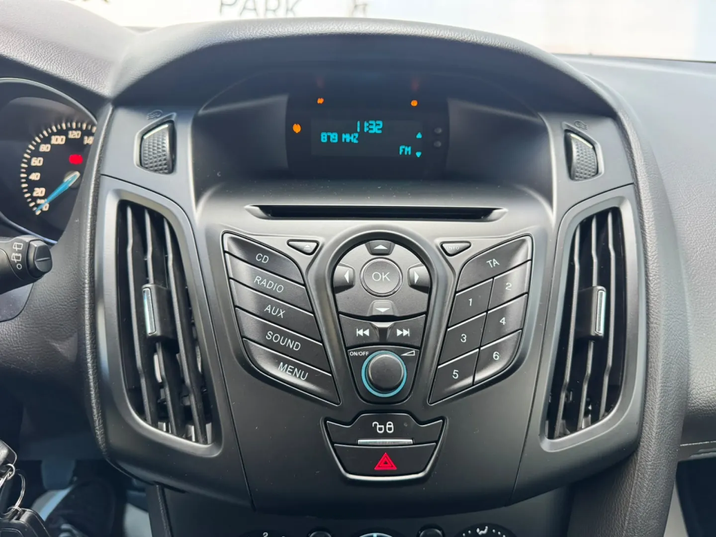 Cumpara/ Vinde online Ford Focus 2014 SH, la cel mai bun pret pentru tine!
