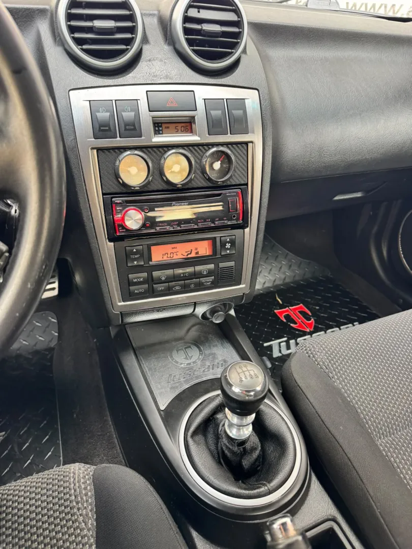 Cumpara/ Vinde online Hyundai Coupe 2001 SH, la cel mai bun pret pentru tine!