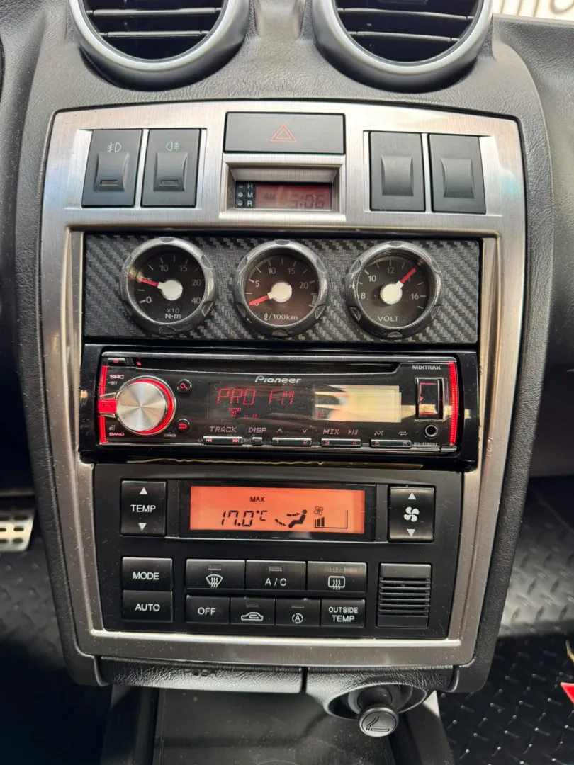 Cumpara/ Vinde online Hyundai Coupe 2001 SH, la cel mai bun pret pentru tine!