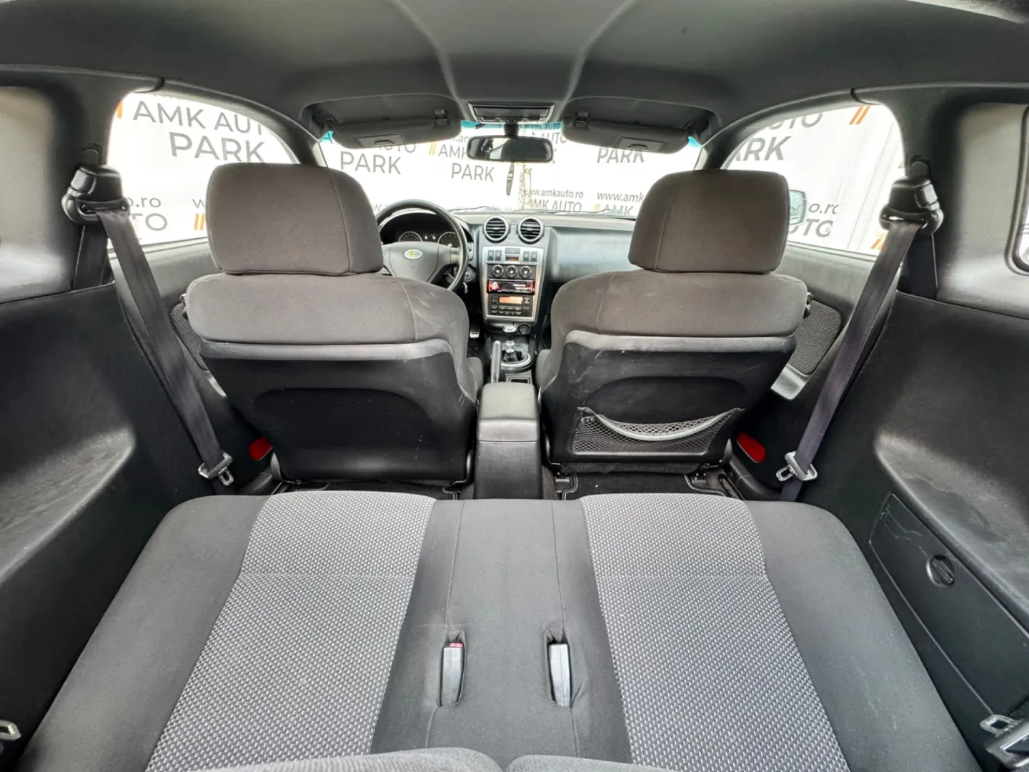 Cumpara/ Vinde online Hyundai Coupe 2001 SH, la cel mai bun pret pentru tine!