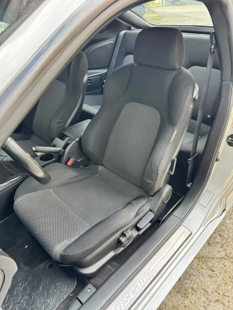 Cumpara/ Vinde online Hyundai Coupe 2001 SH, la cel mai bun pret pentru tine!