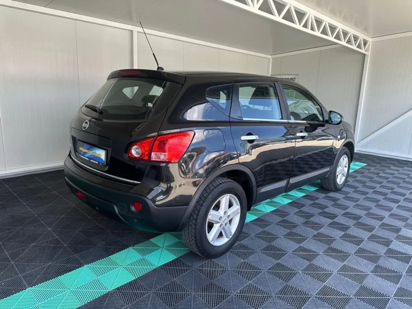 Cumpara/ Vinde online Nissan Qashqai 2008 SH, la cel mai bun pret pentru tine!