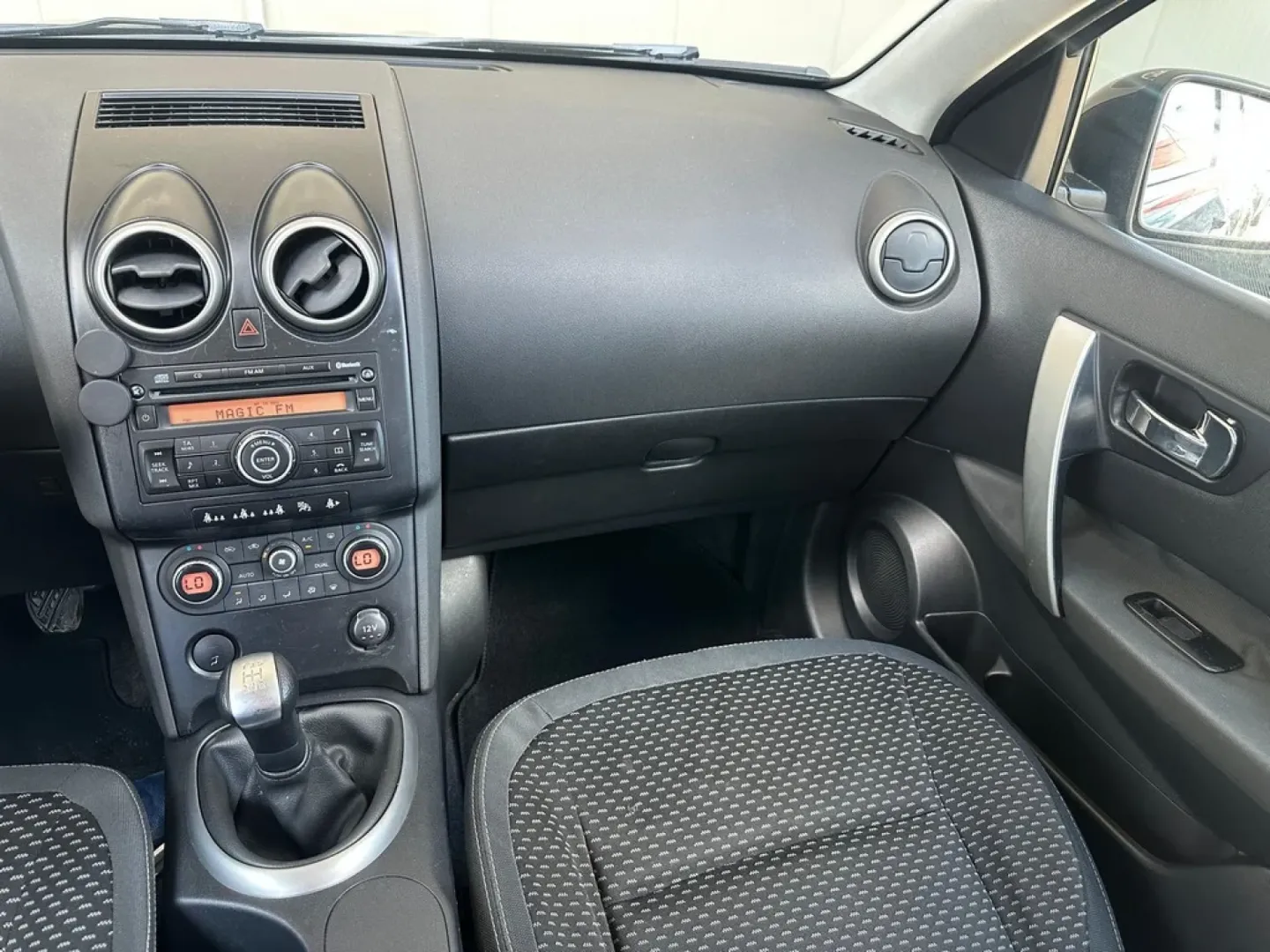 Cumpara/ Vinde online Nissan Qashqai 2008 SH, la cel mai bun pret pentru tine!