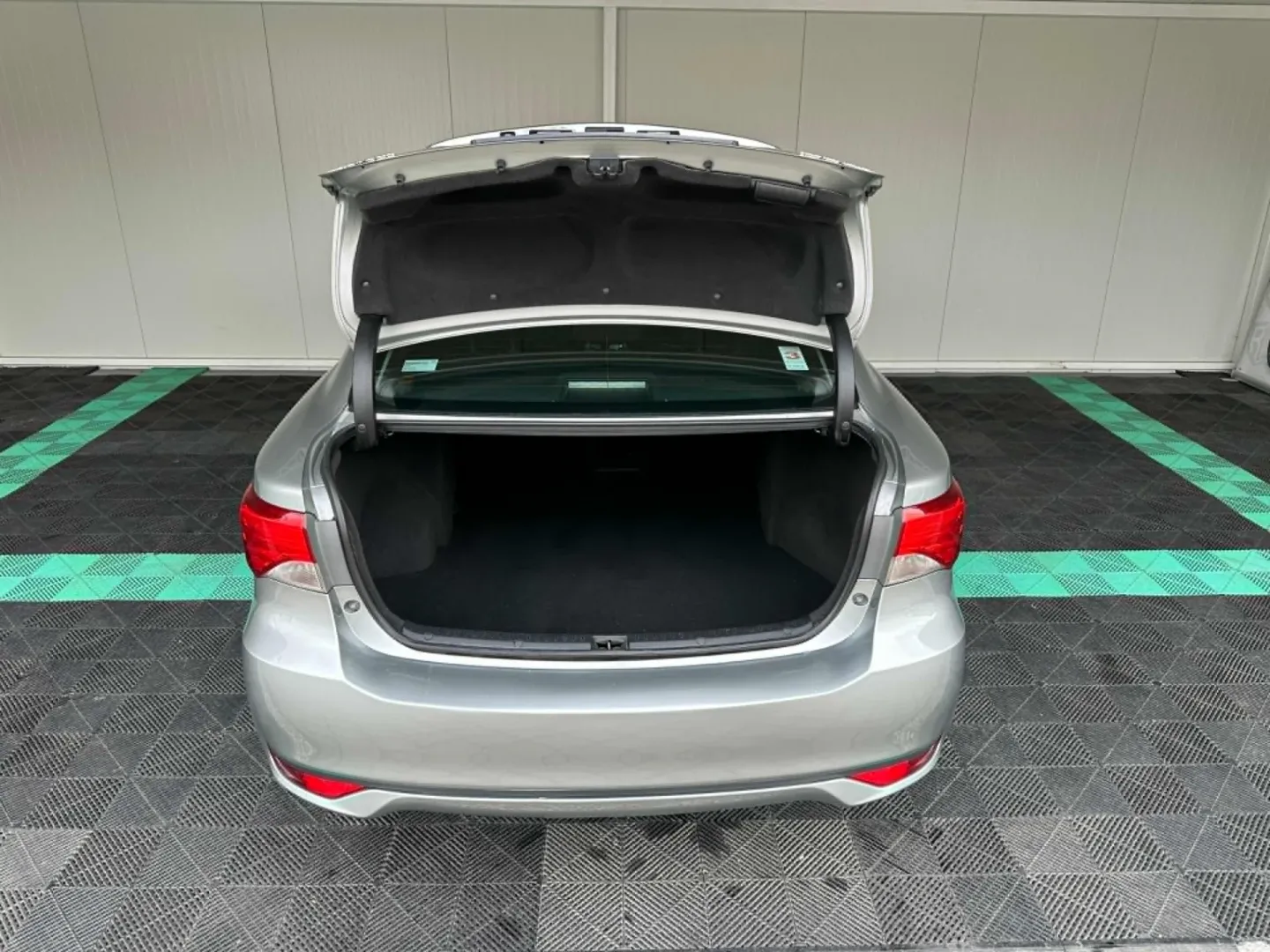 Cumpara/ Vinde online Toyota Avensis 2013 SH, la cel mai bun pret pentru tine!