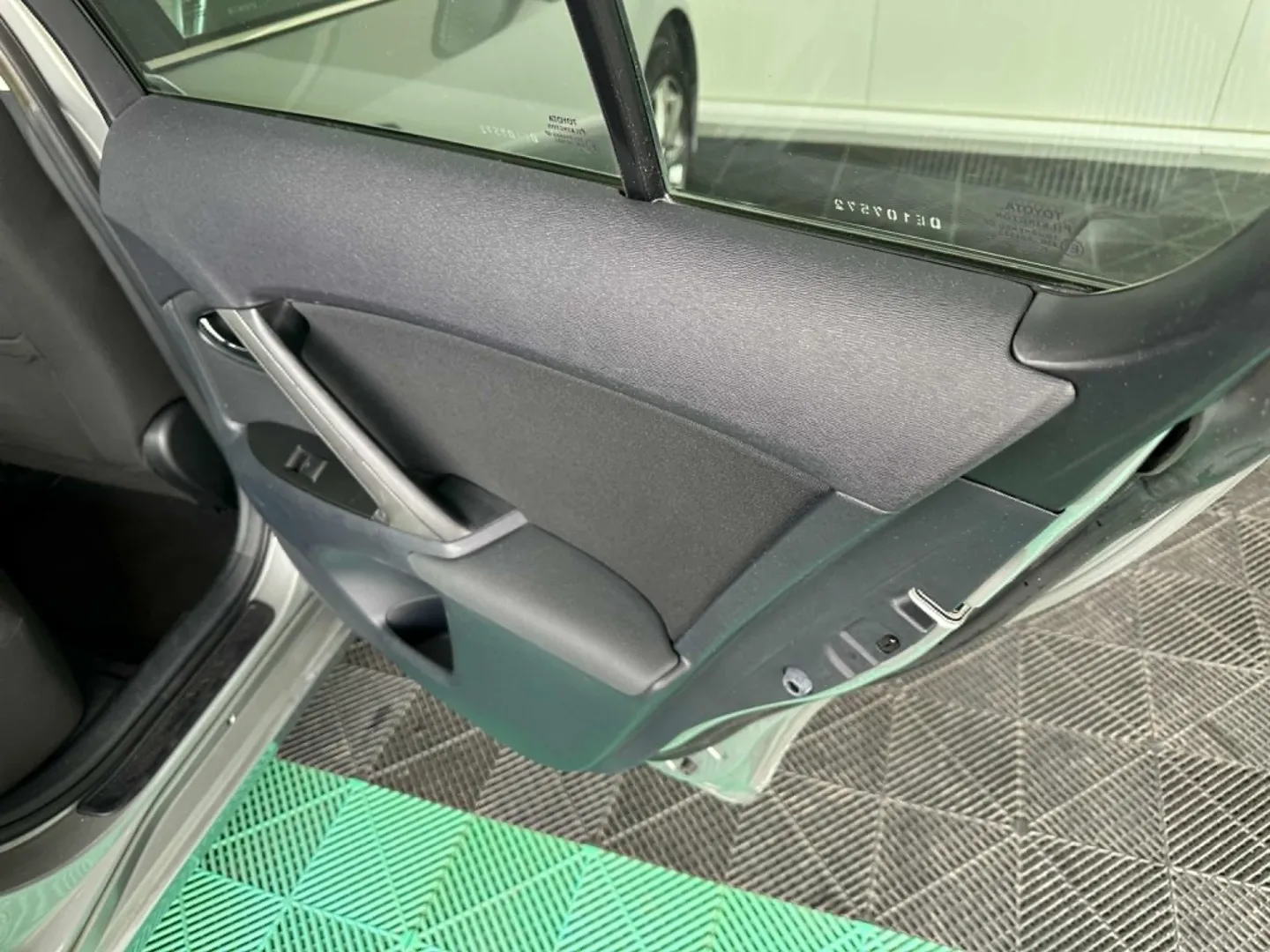 Cumpara/ Vinde online Toyota Avensis 2013 SH, la cel mai bun pret pentru tine!