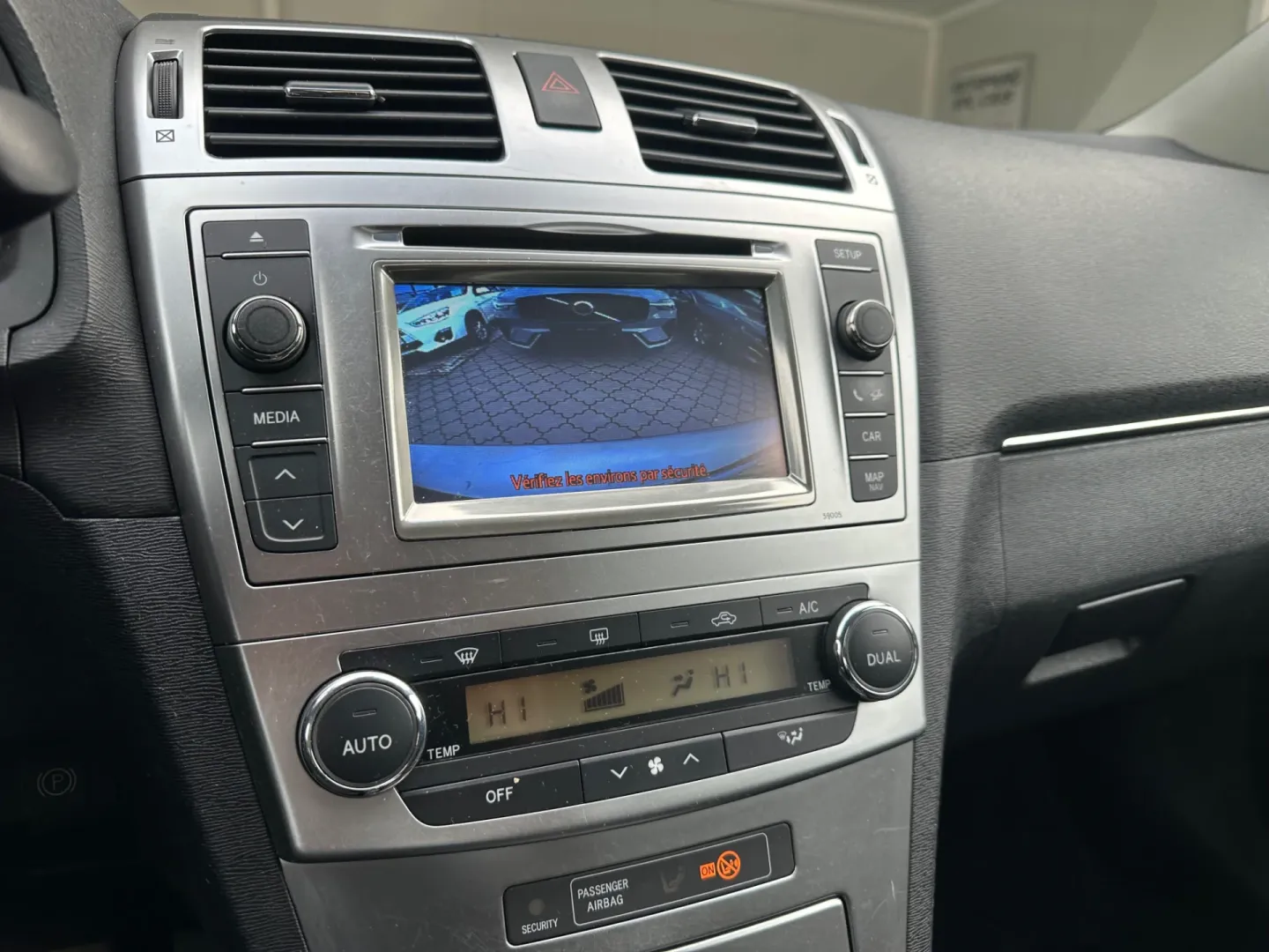 Cumpara/ Vinde online Toyota Avensis 2013 SH, la cel mai bun pret pentru tine!