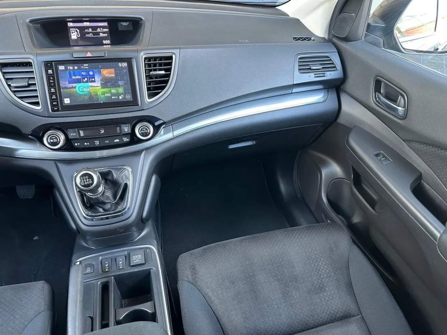 Cumpara/ Vinde online Honda CR-V 2017 SH, la cel mai bun pret pentru tine!