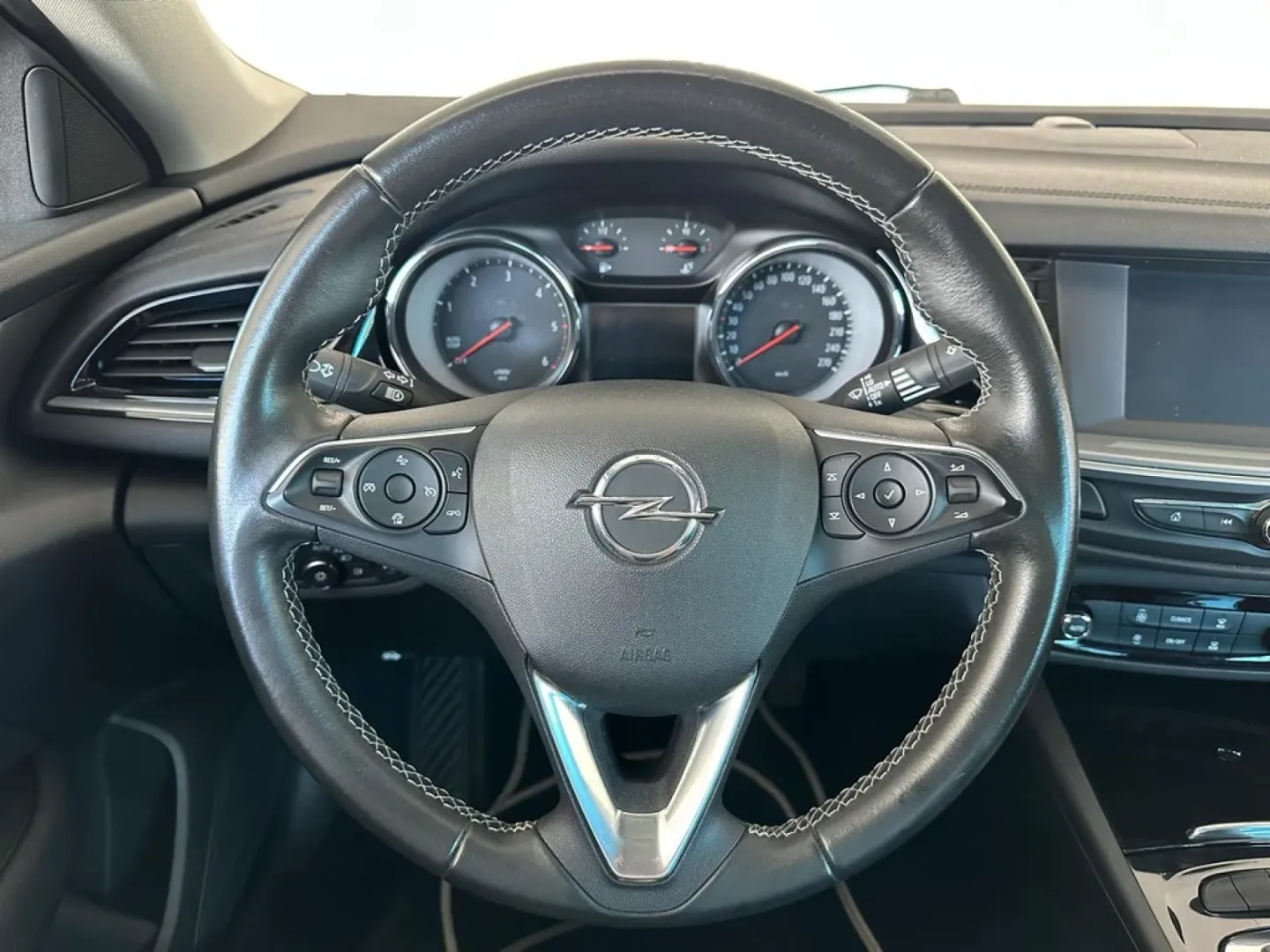 Cumpara/ Vinde online Opel Insignia 2019 SH, la cel mai bun pret pentru tine!
