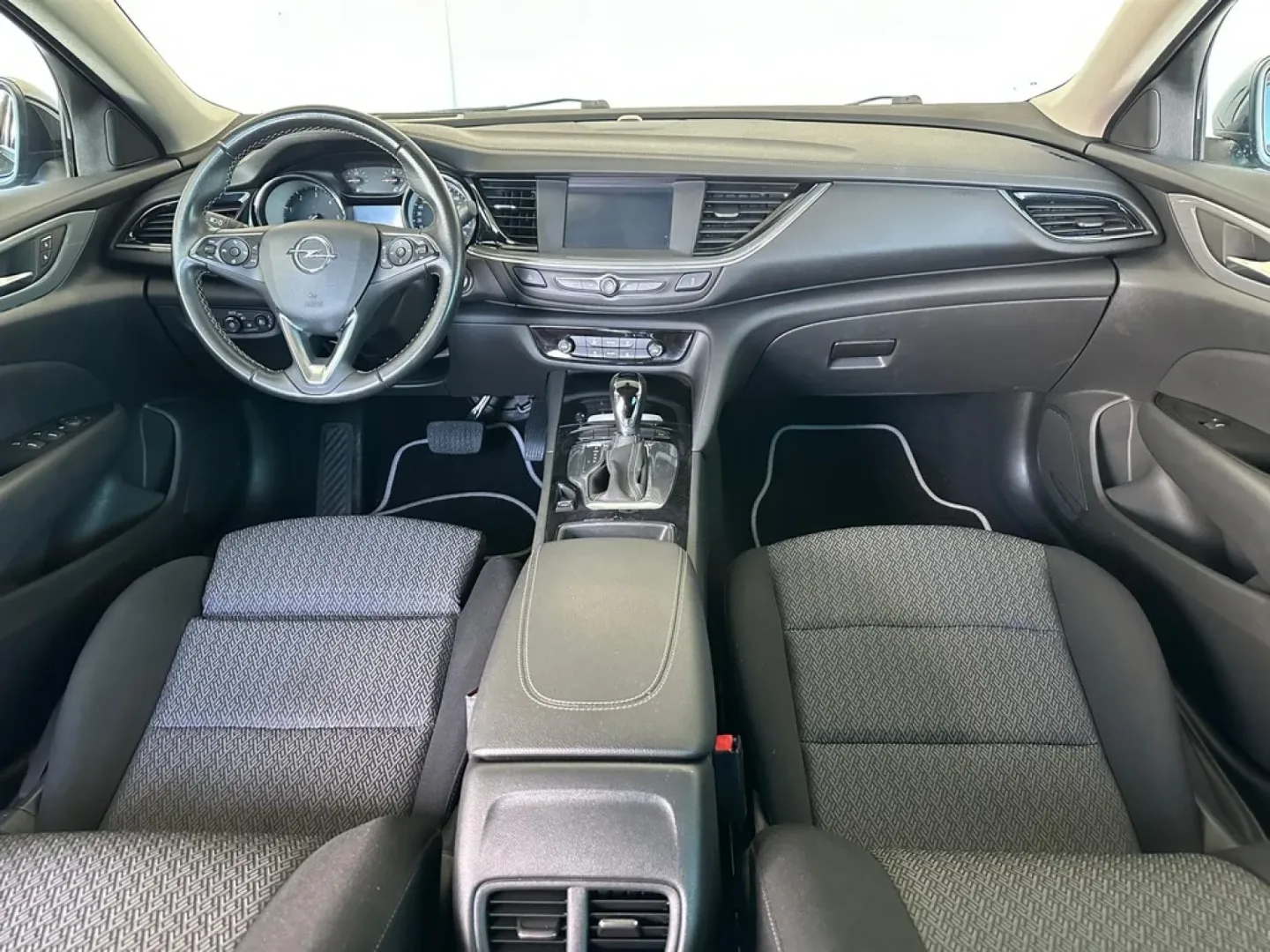 Cumpara/ Vinde online Opel Insignia 2019 SH, la cel mai bun pret pentru tine!