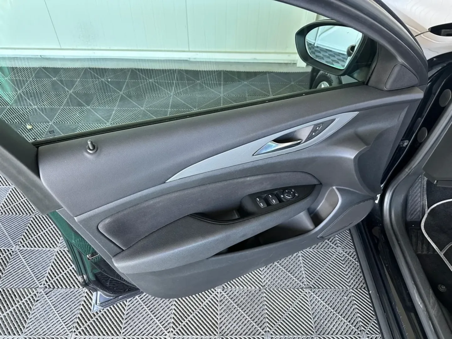 Cumpara/ Vinde online Opel Insignia 2019 SH, la cel mai bun pret pentru tine!
