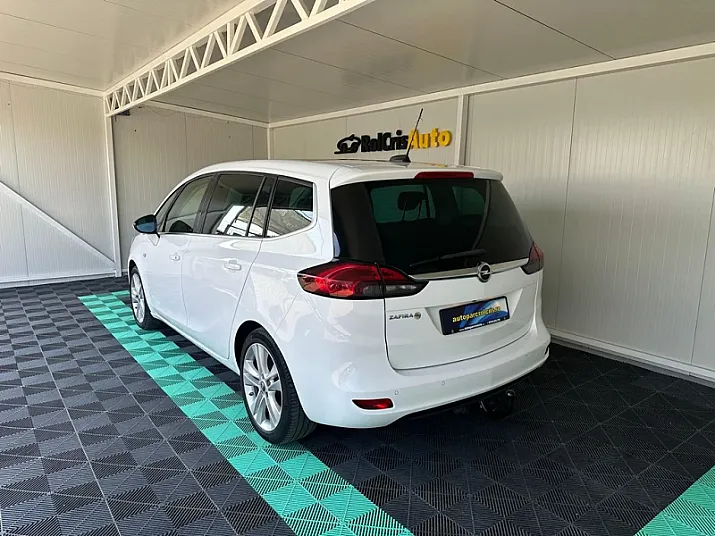 Cumpără / Vinde Opel Zafira 2019 SH, la cel mai bun pret pentru tine!