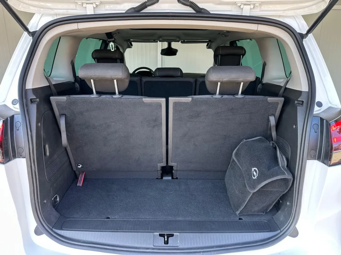Cumpara/ Vinde online Opel Zafira 2019 SH, la cel mai bun pret pentru tine!