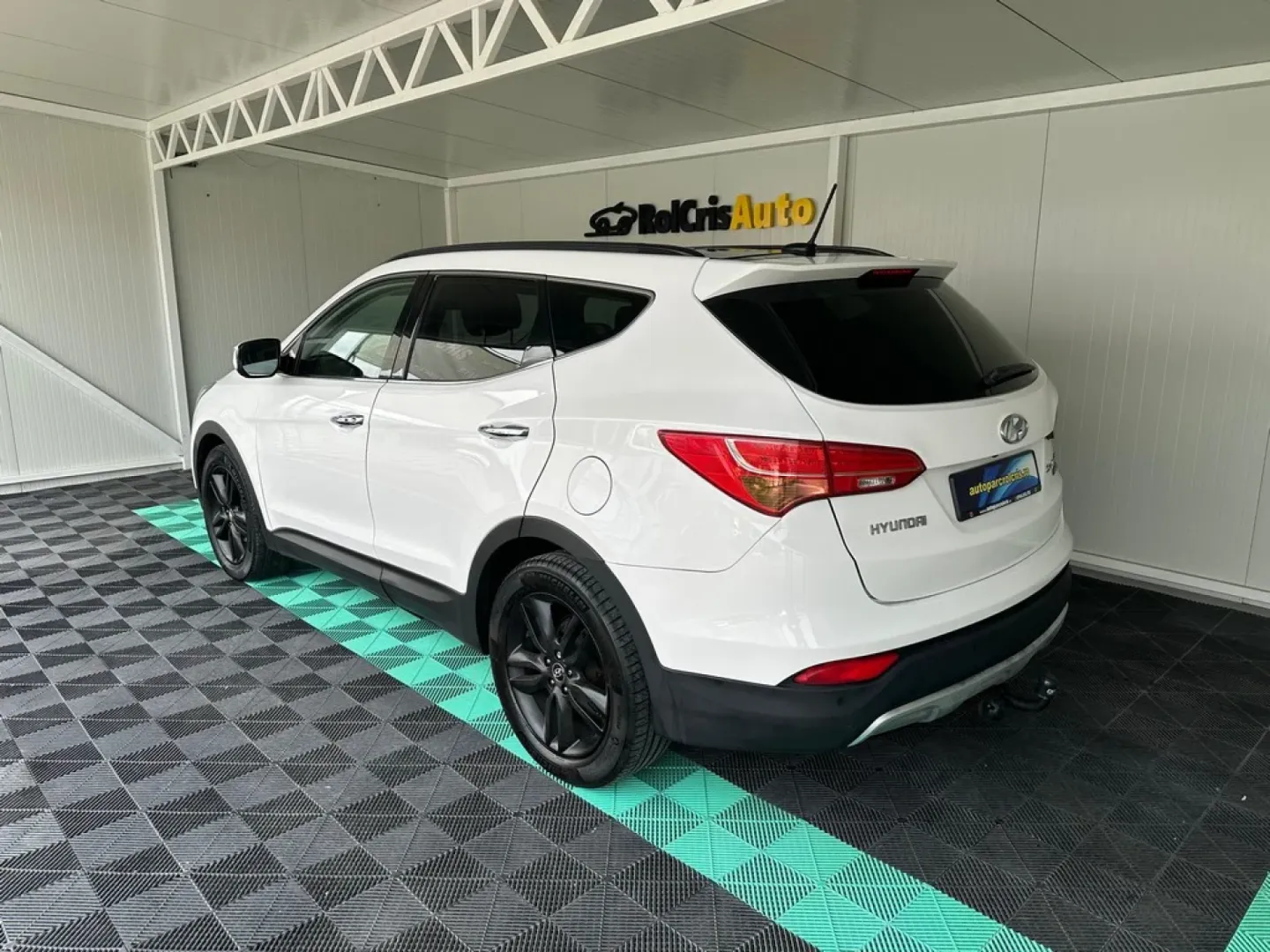 Cumpara/ Vinde online Hyundai Santa Fe 2013 SH, la cel mai bun pret pentru tine!
