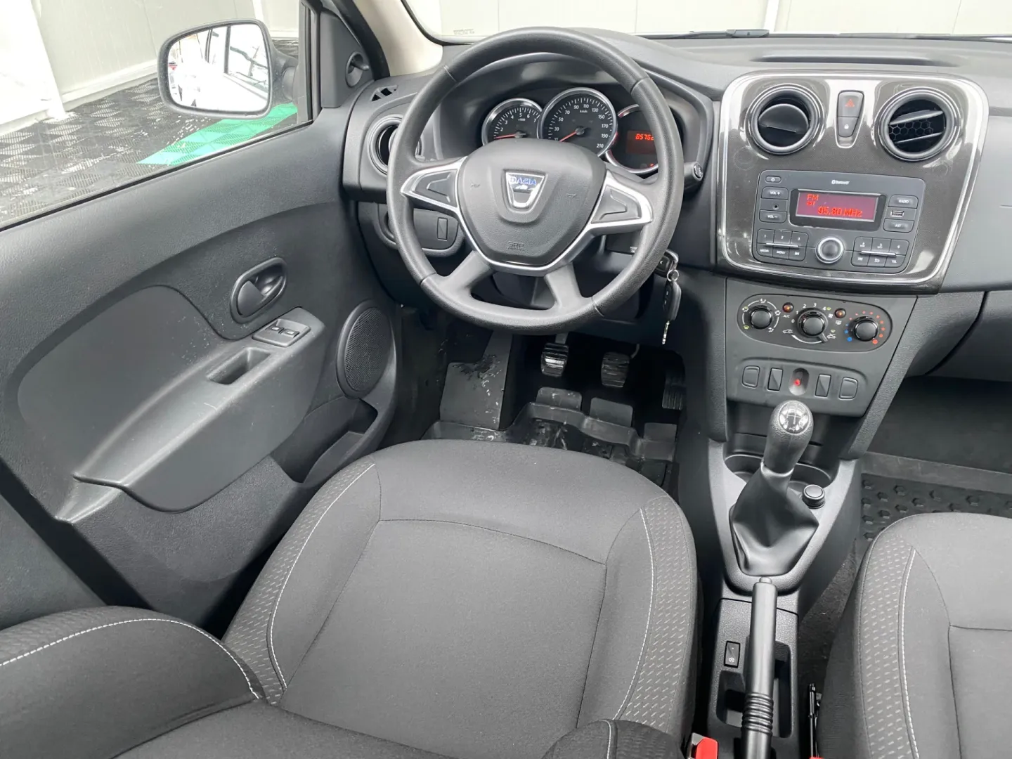 Cumpara/ Vinde online Dacia Logan 2019 SH, la cel mai bun pret pentru tine!