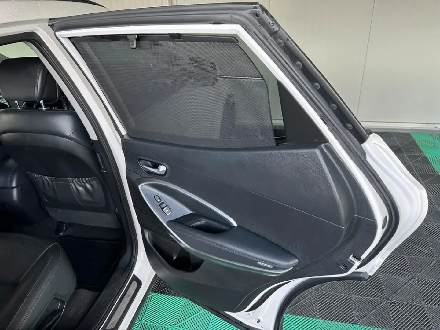 Cumpara/ Vinde online Hyundai Santa Fe 2013 SH, la cel mai bun pret pentru tine!