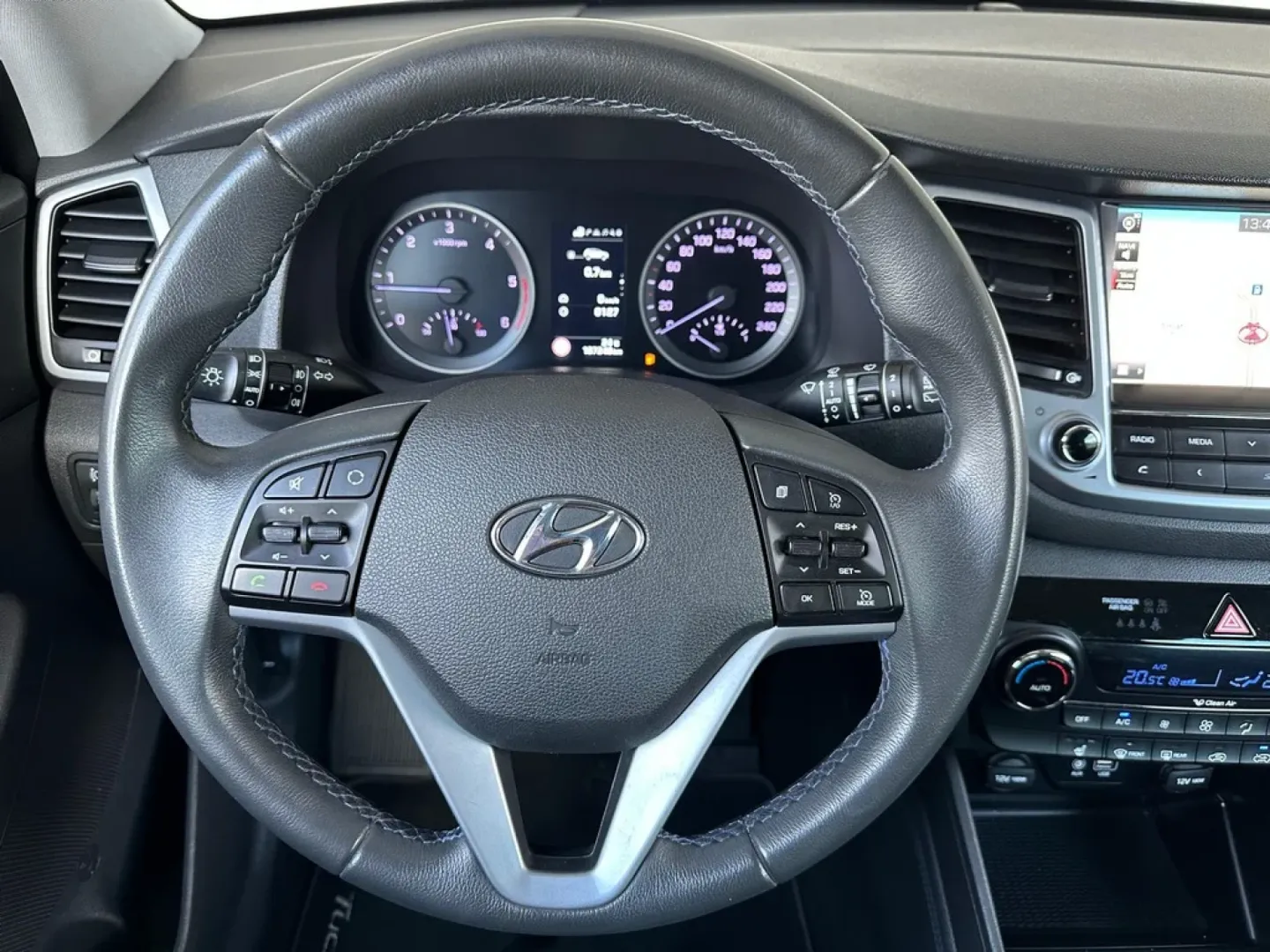 Cumpara/ Vinde online Hyundai Tucson 2016 SH, la cel mai bun pret pentru tine!