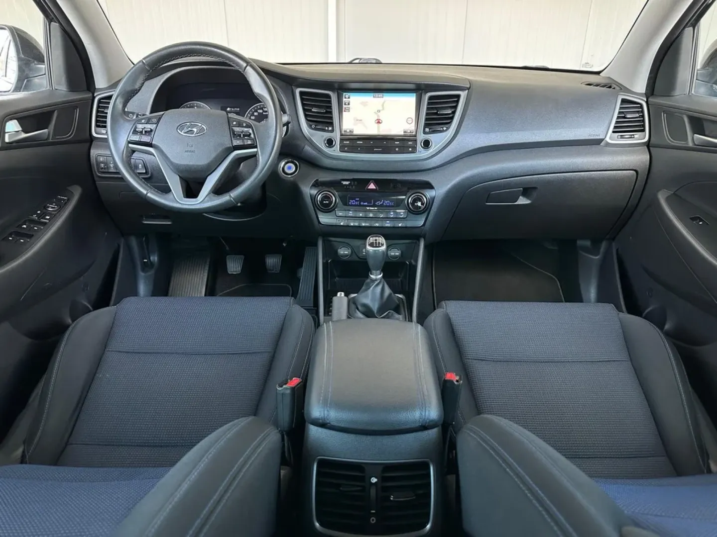 Cumpara/ Vinde online Hyundai Tucson 2016 SH, la cel mai bun pret pentru tine!