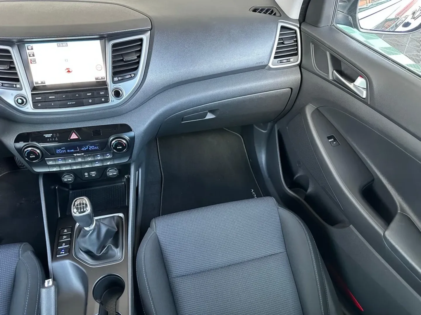 Cumpara/ Vinde online Hyundai Tucson 2016 SH, la cel mai bun pret pentru tine!