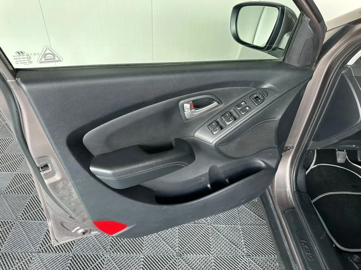 Cumpara/ Vinde online Hyundai ix35 2013 SH, la cel mai bun pret pentru tine!