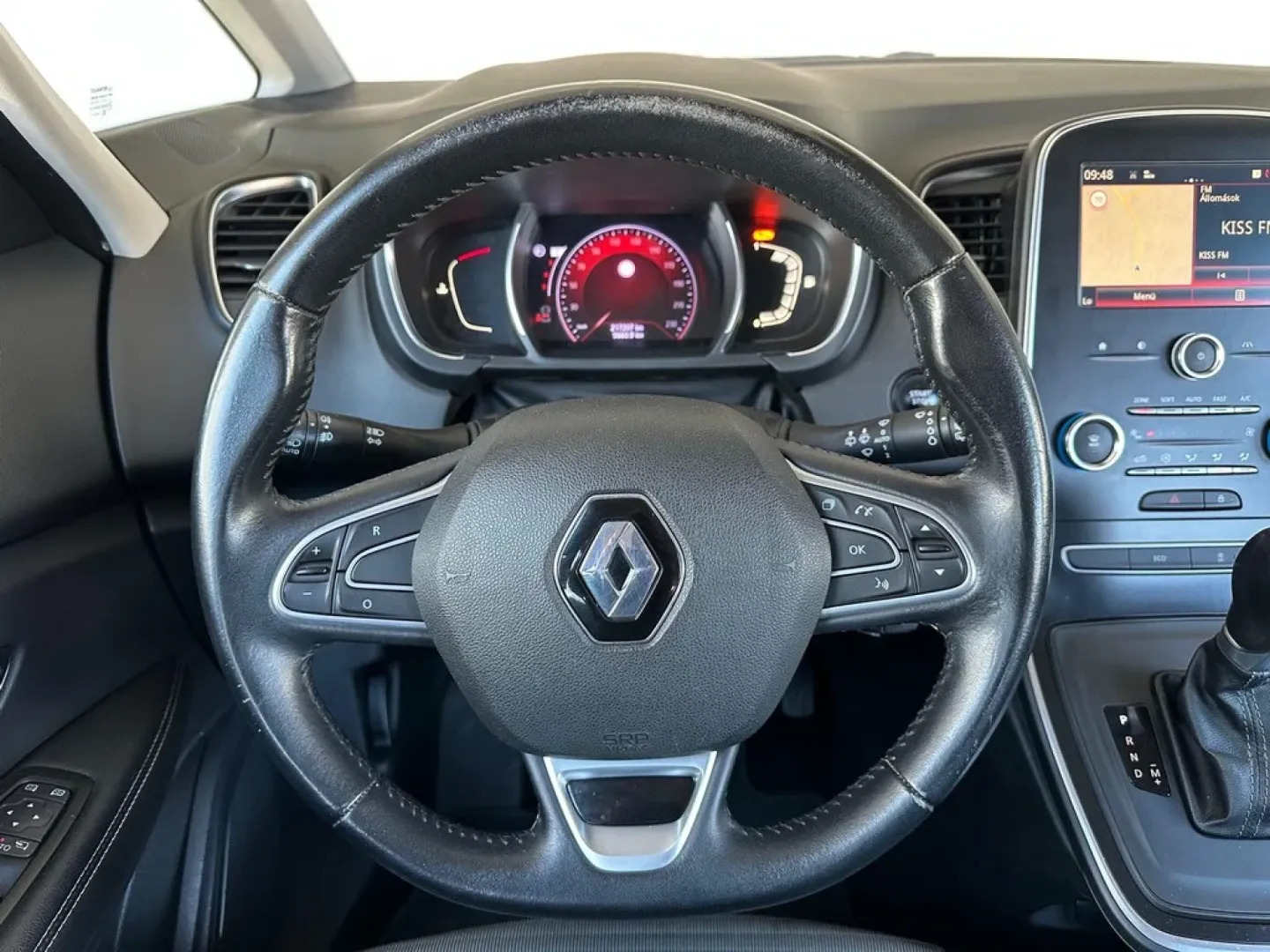 Cumpara/ Vinde online Renault Scenic 2018 SH, la cel mai bun pret pentru tine!