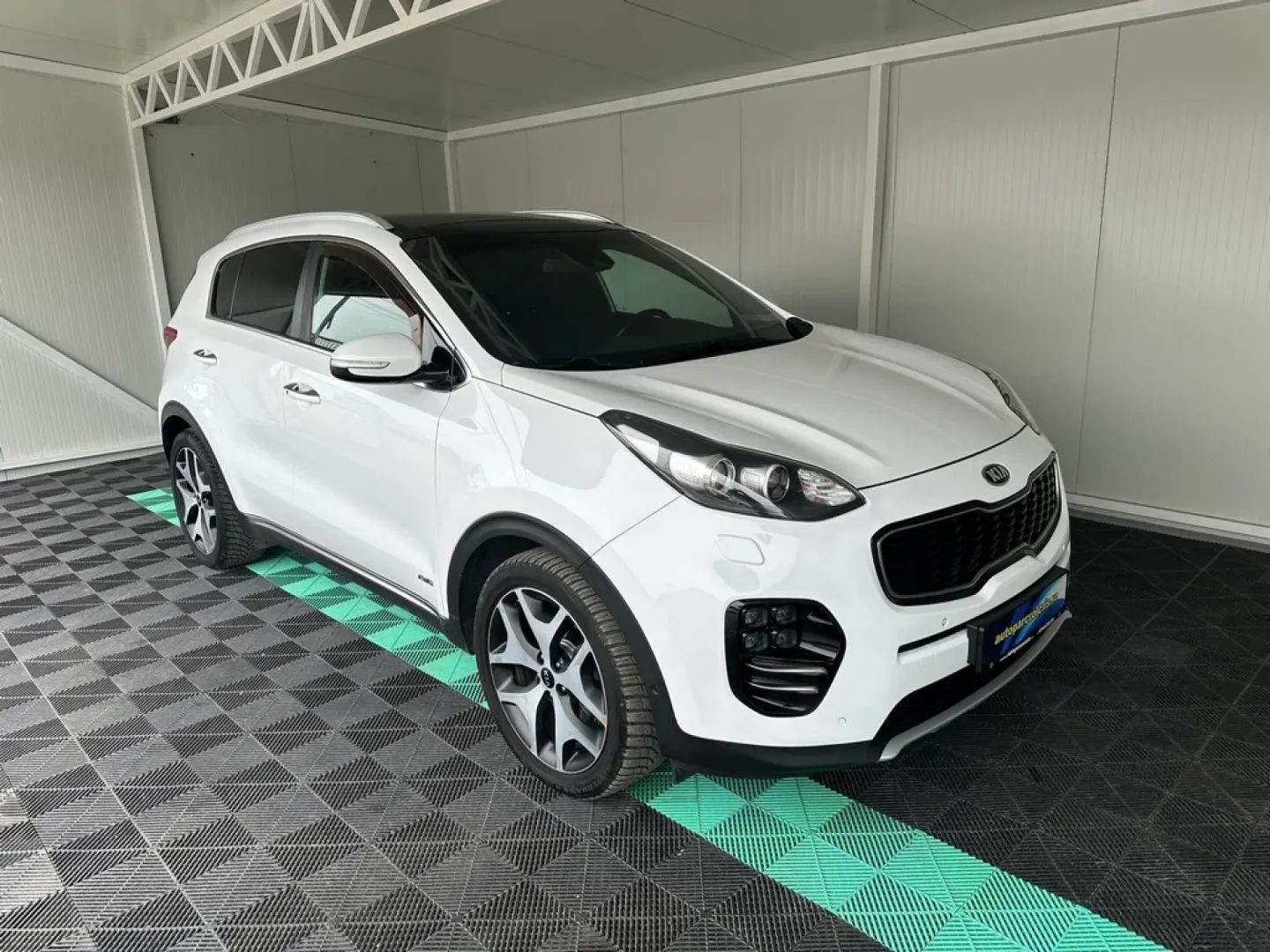 Cumpara/ Vinde online Kia Sportage 2016 SH, la cel mai bun pret pentru tine!