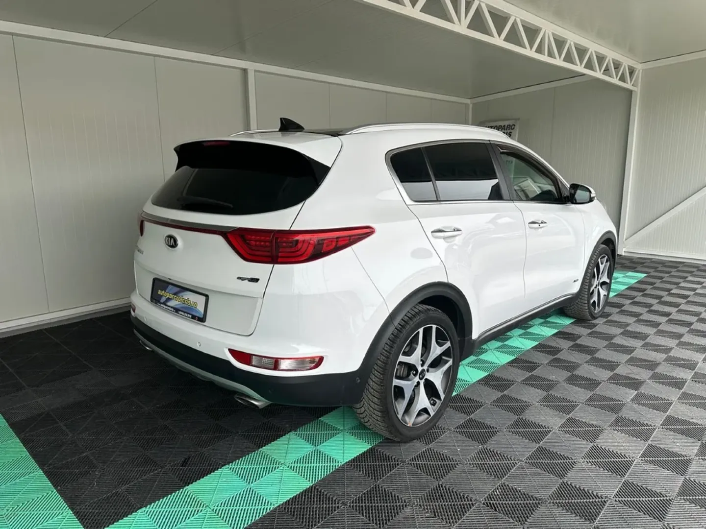 Cumpara/ Vinde online Kia Sportage 2016 SH, la cel mai bun pret pentru tine!