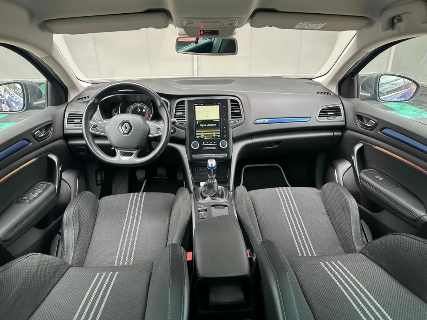 Cumpara/ Vinde online Renault Megane 2017 SH, la cel mai bun pret pentru tine!