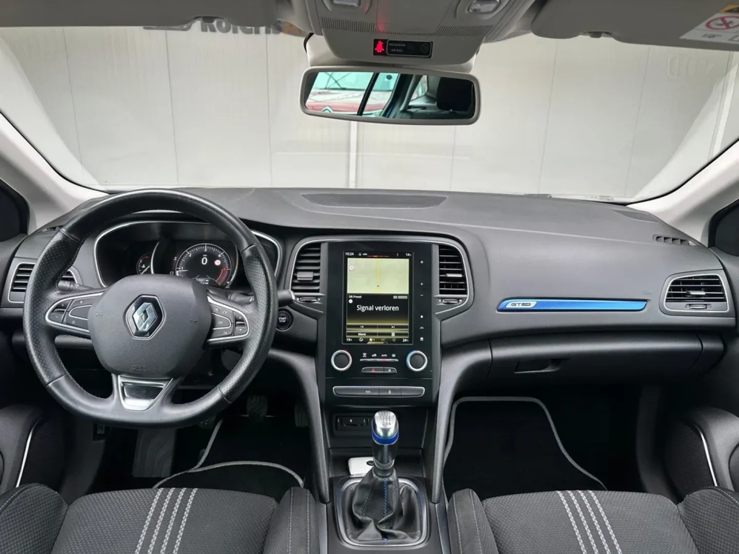 Cumpara/ Vinde online Renault Megane 2017 SH, la cel mai bun pret pentru tine!