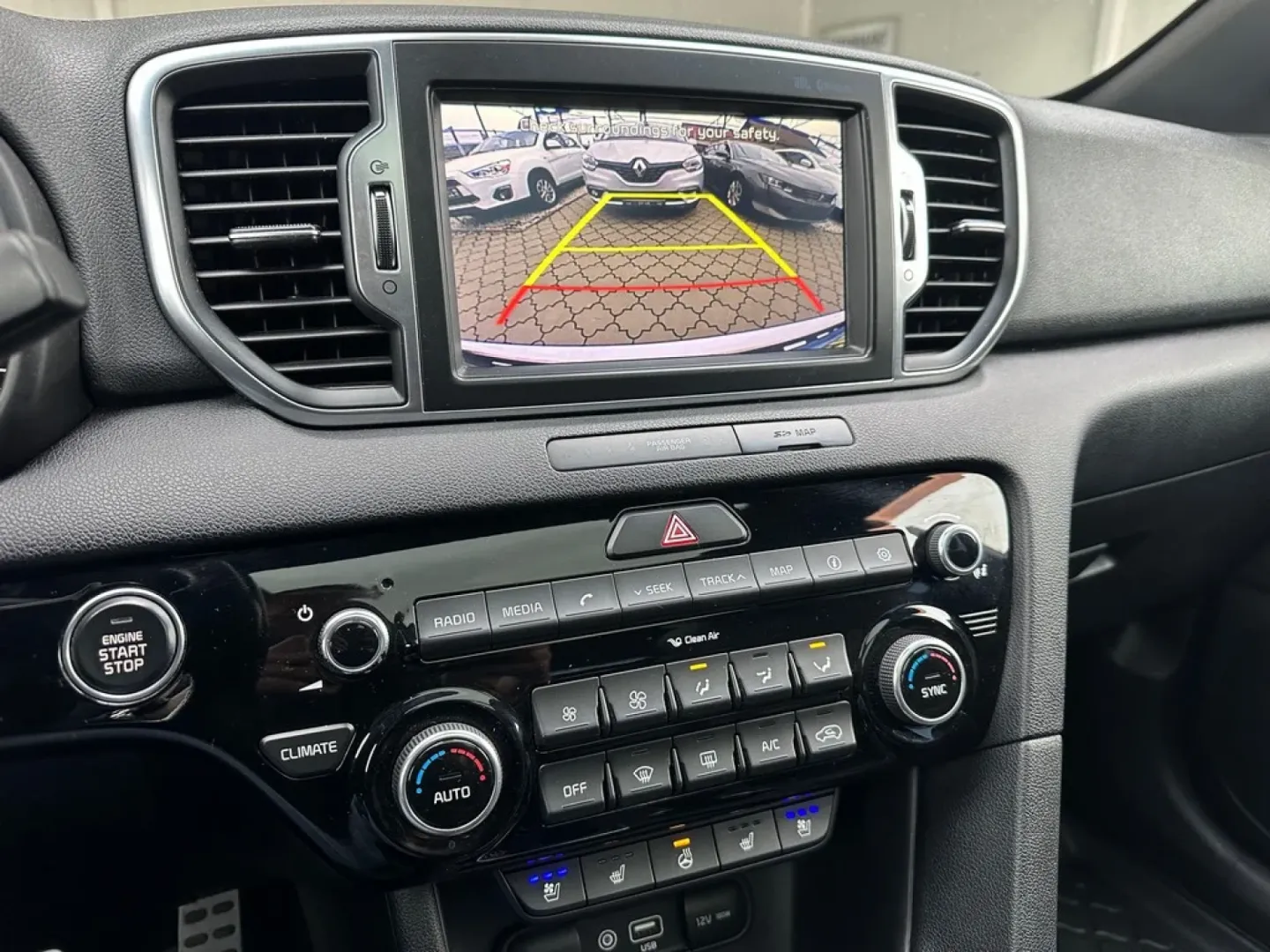 Cumpara/ Vinde online Kia Sportage 2016 SH, la cel mai bun pret pentru tine!