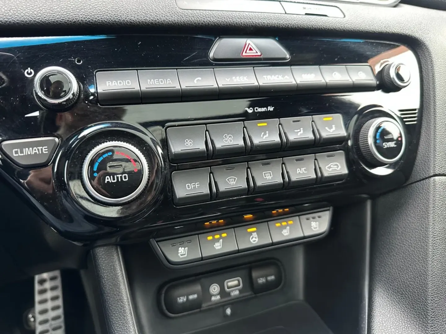 Cumpara/ Vinde online Kia Sportage 2016 SH, la cel mai bun pret pentru tine!