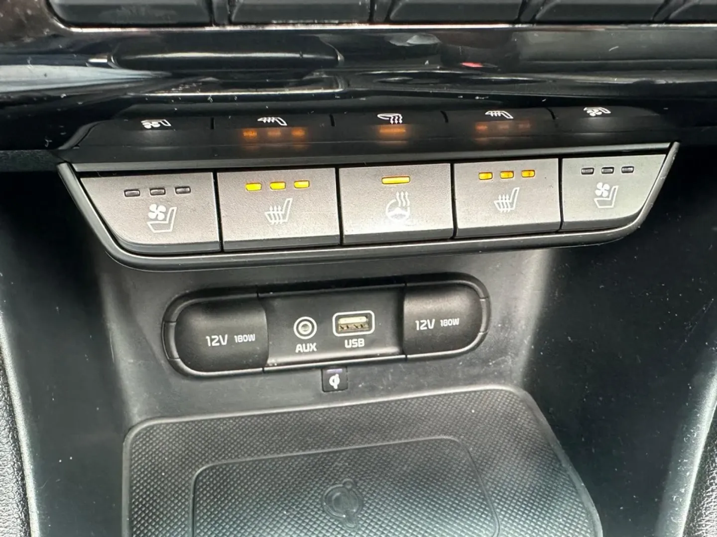 Cumpara/ Vinde online Kia Sportage 2016 SH, la cel mai bun pret pentru tine!