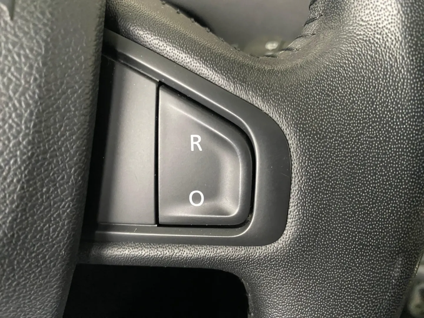 Cumpara/ Vinde online Renault Scenic 2013 SH, la cel mai bun pret pentru tine!