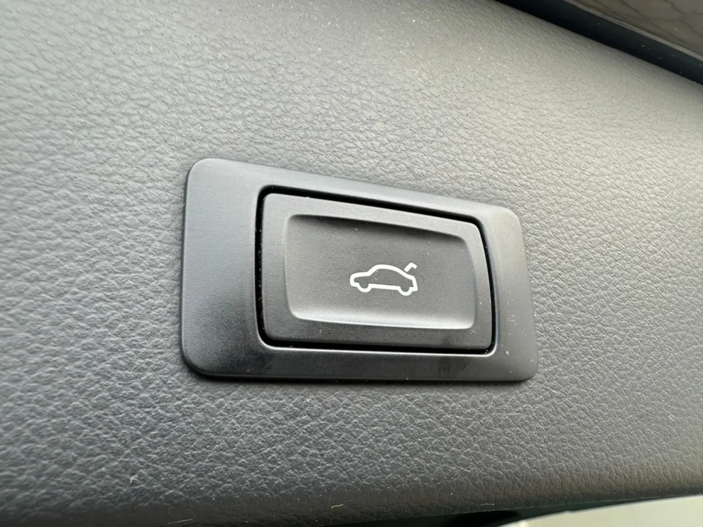 Cumpara/ Vinde online Audi A6 2017 SH, la cel mai bun pret pentru tine!
