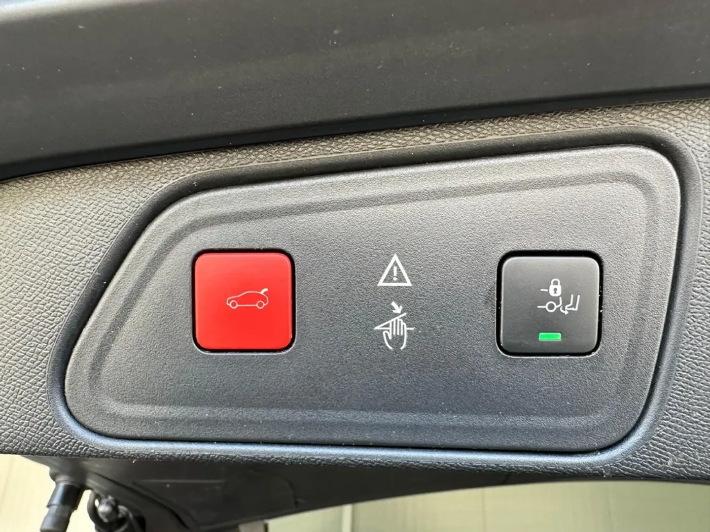 Cumpara/ Vinde online Peugeot 3008 2019 SH, la cel mai bun pret pentru tine!