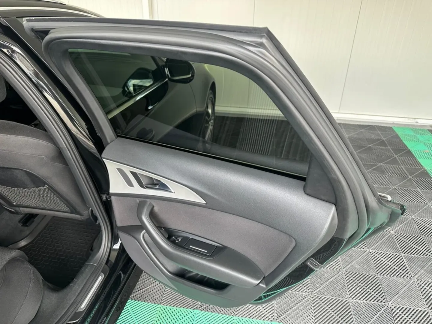 Cumpara/ Vinde online Audi A6 2017 SH, la cel mai bun pret pentru tine!